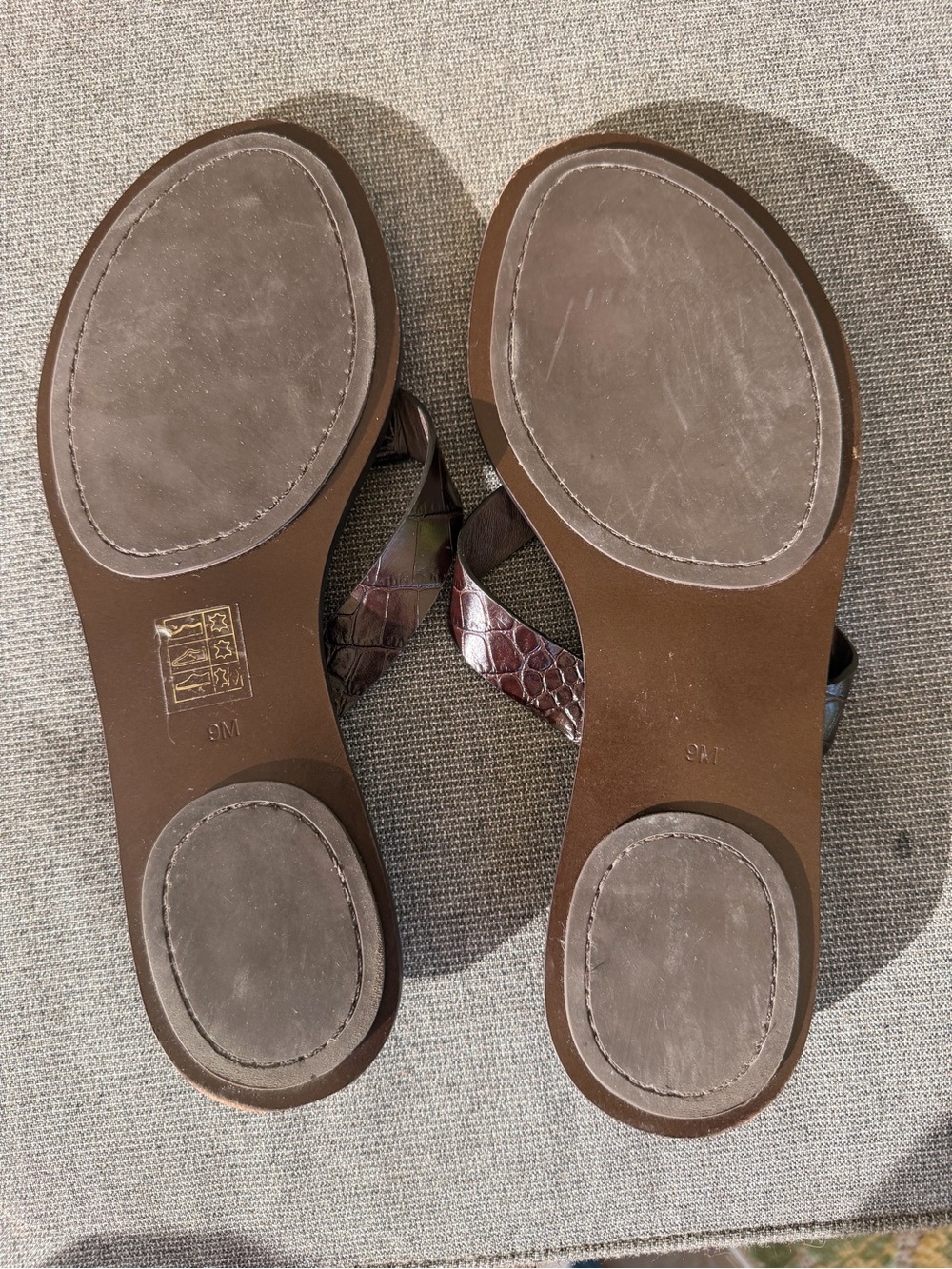 Tory Burch dark brown sandals - Picture 4 of 4